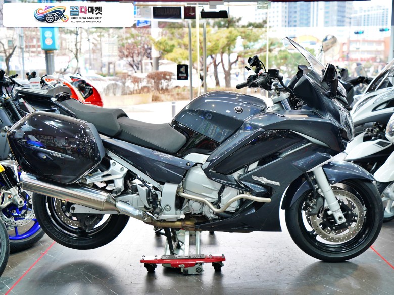야마하 FJR 1300 A 2015년식 2015년식 / 29,085km / 야마하 FJR1300A / 점검완료