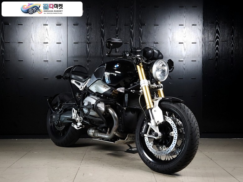 BMW R 나인 T 2015년식 [BMW 공식모델] RNINE T (알나인티 노멀) 클래식 네이키드 - 순정 아크라포빅 슬립온 배기 탑재 - 무사고 관리잘된 깔끔한 홈서비스 중고매물 - 정직한 최고가 대차 및 매입을 도와드립니다.