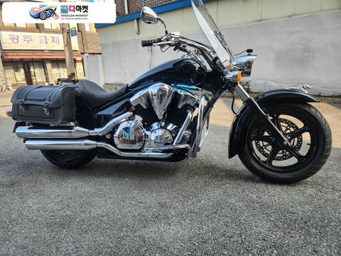 혼다 VT 1300 CR 2013년식 VT 1300CR 크루져 팝니다~
