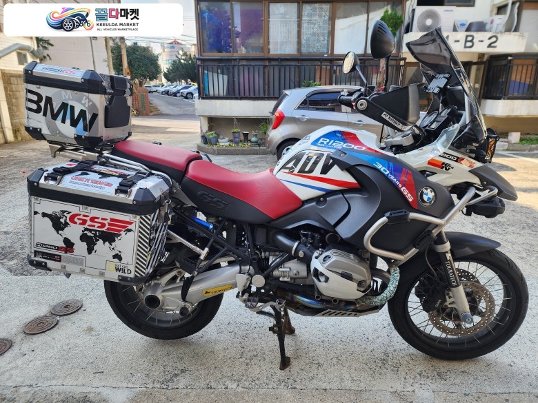 BMW R 1200 GS 어드벤쳐 2010년식 bmw r1200gs 팜니다.