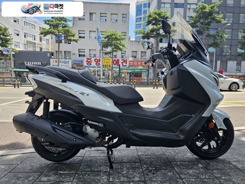 SYM 조이맥스 Z 300 플러스 ABS 2024년식 ▶SYM 조이맥스300Z+ 흰/검 24년식 할인프로모션 / 할부,카드,대차,캐피탈◀