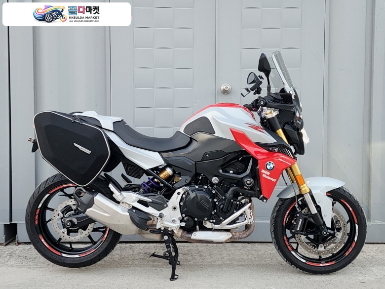 BMW F 900 R 2020년식 BMW F900R 옵션 상태 우수 판매합니다.