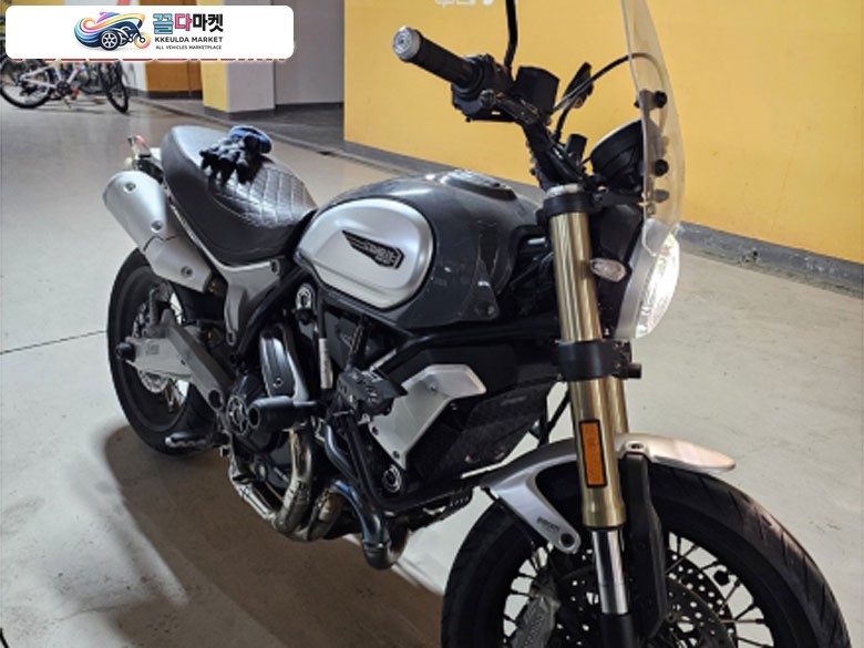 두카티 스크램블러 1100 스페셜 2019년식 두가티 스크램블러스폐셜1100cc