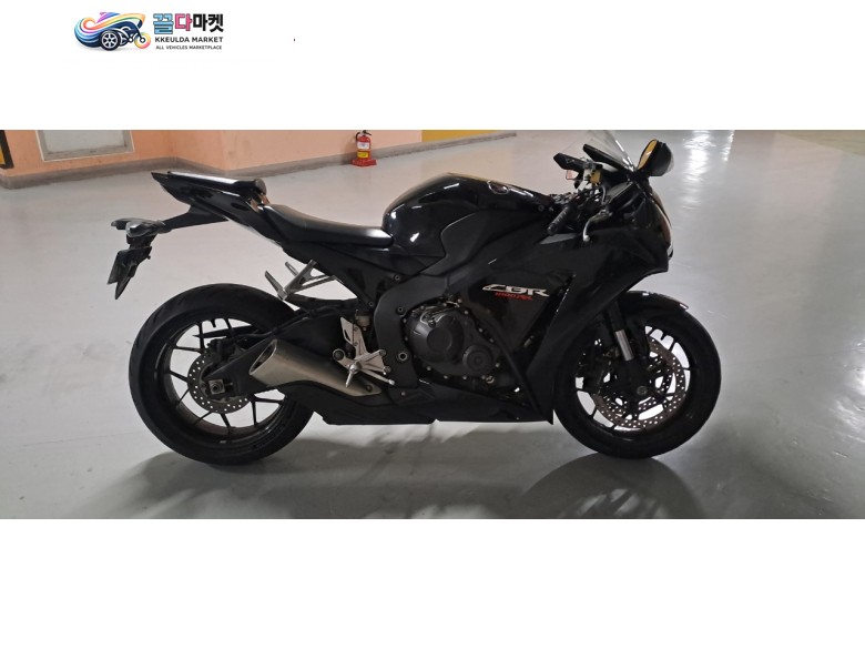 혼다 CBR 1000 RR 2012년식 혼다 cbr1000rr 2012 판매합니다