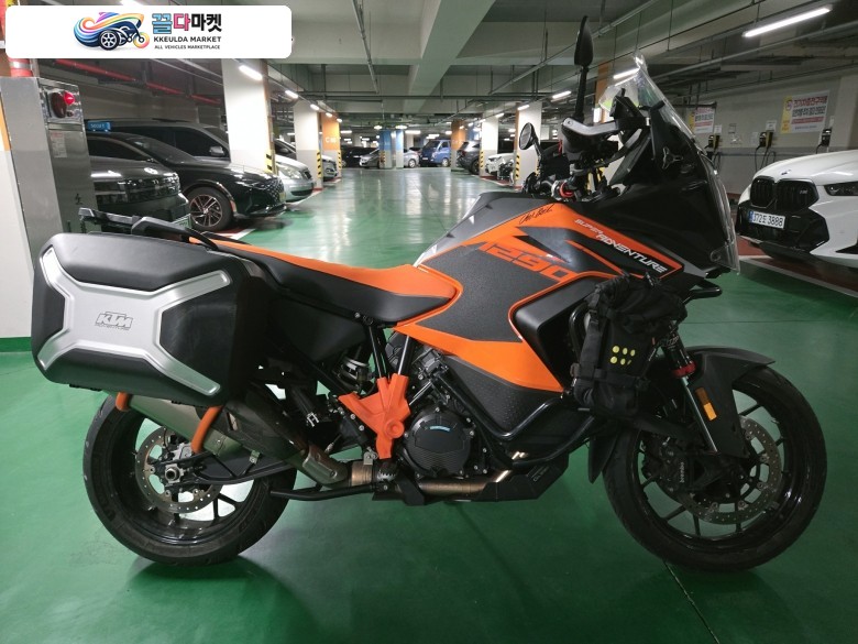 KTM 1290 슈퍼 어드벤쳐 S 2021년식 KTM 1290 슈퍼어드벤처S 판매합니다.