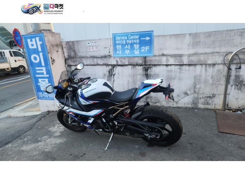 BMW S 1000 RR 2020년식 bmw s1000rr m패키지 카본휠 길레쓰 마스타실린더/길레쓰 빽스텝/오스틴레이싱 머플러등등,,,