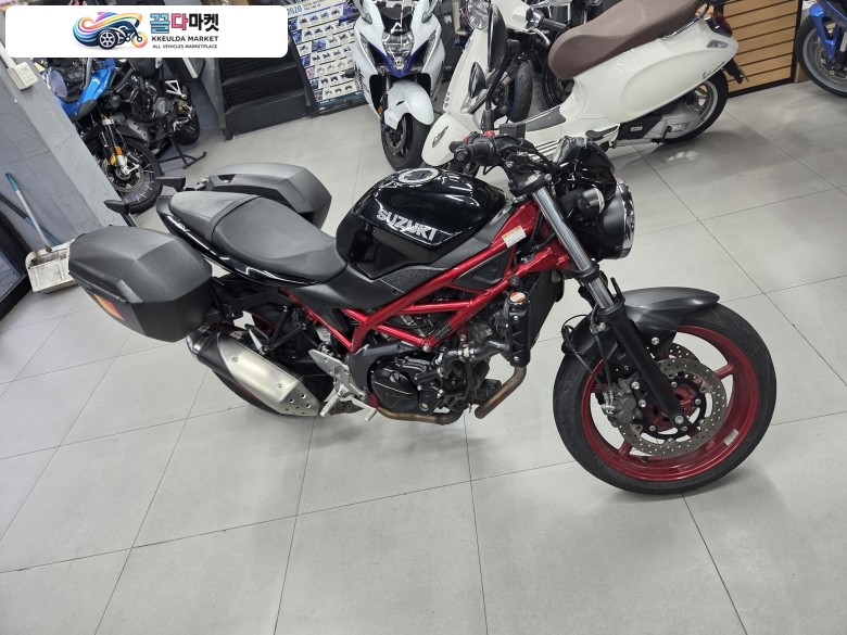 스즈끼 SV 650 2018년식 성남 스즈키 전문점 일흥 모터스 2018년식 상태좋은 SV 650
