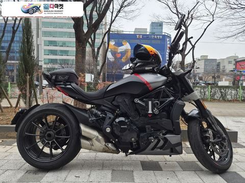 두카티 X 디아벨 블랙스타 2021년식 두카티 엑스디아벨 블랙스타