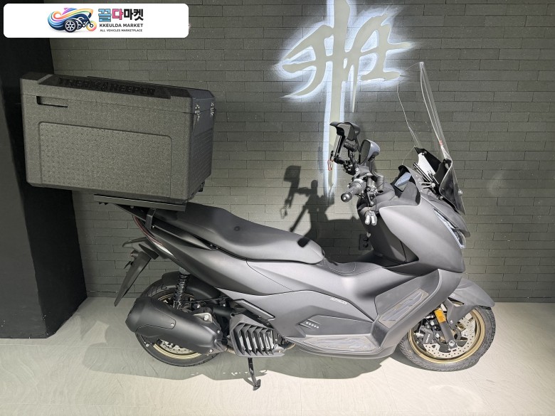 존테스 125 D 2025년식 존테스코리아 ZONTES KOREA 정식수입 존테스125D 블랙색상 프로모션 마지막!!!! 차량 옵션 무상 제공
