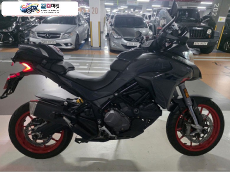 두카티 멀티스트라다 V2 S 2023년식 [급매] 2023 두카티 멀티스트라다 v2s 그레이