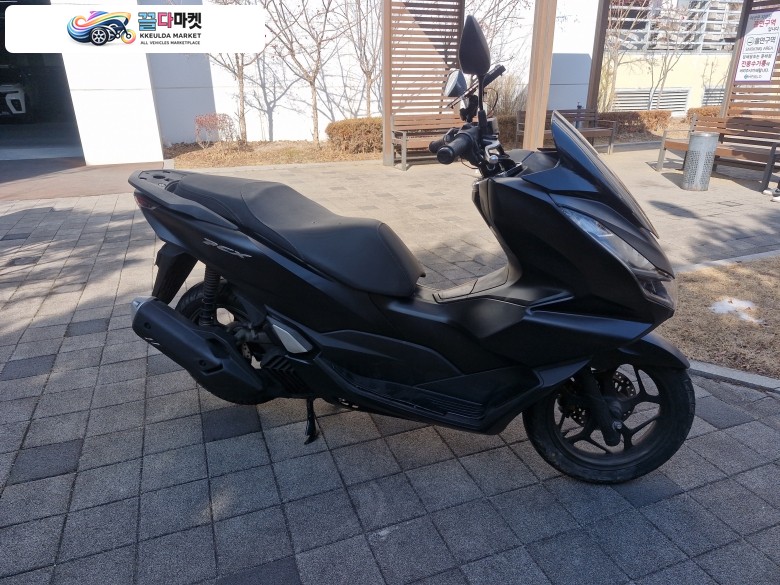 혼다 PCX 125 ABS 2021년식 ▶▷드라이브애드/DC-065/ 혼다 / PCX /21년식/ abs 1.6만km(메다 교체) /중고 오토바이 판매◁◀