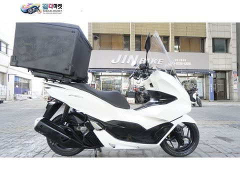 혼다 PCX 125 ABS 2021년식 소모품 완전 빵빵하고 배달풀세팅 되어있는2021년PCX125 ABS팝니다