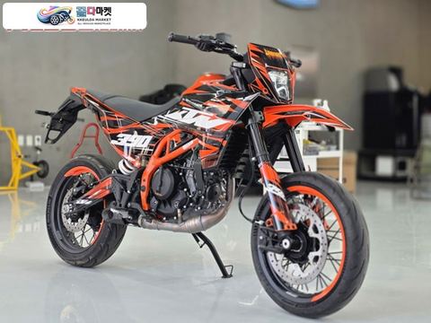 KTM 390 SMC R 2026년식 26년식 KTM 390 SMC R 판매합니다