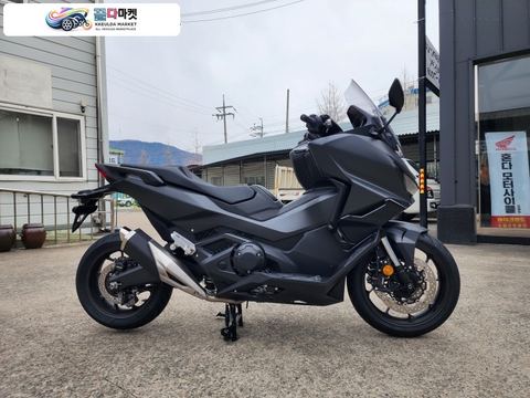 혼다 포르자 750 2026년식 [신차]HONDA 혼다 2026년 포르자750 우아한 모습으로 진화한 차세대 모터사이클, FORZA750