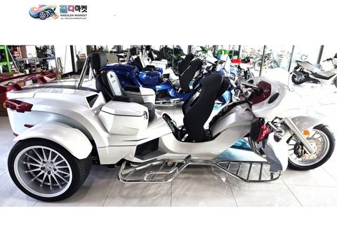 리와코 GT 투어링 110 2024년식 ▶▷바이크월드 • 2024년식 리와코 신차 • GT TOURING 110  • 화이트 / 소울레드◁◀