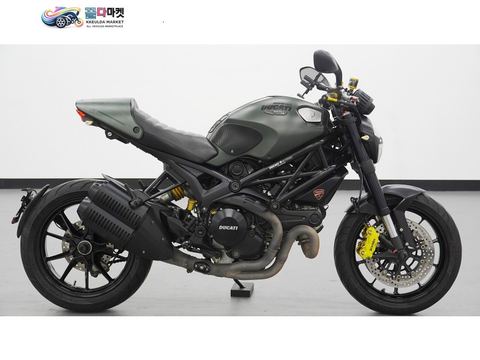 두카티 몬스터 1100 EVO 디젤 2013년식 [ 매버릭바이크 ] 관리상태 최고 수준의 두카티 몬스터 1100 EVO 디젤 판매합니다.