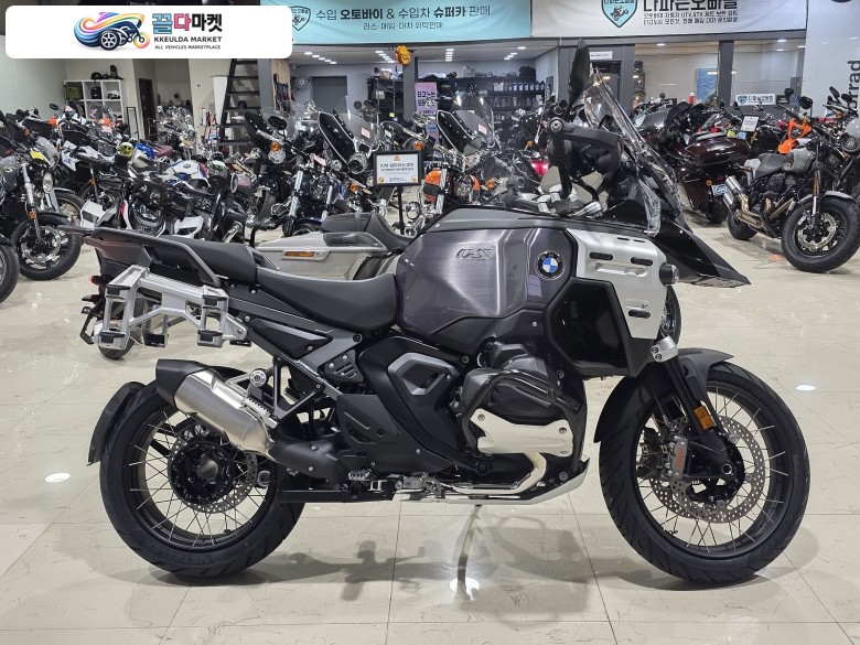 BMW R 1300 GS 어드벤쳐 2026년식 계산서 100% BMW R1300GSA Triple black 차량입니다