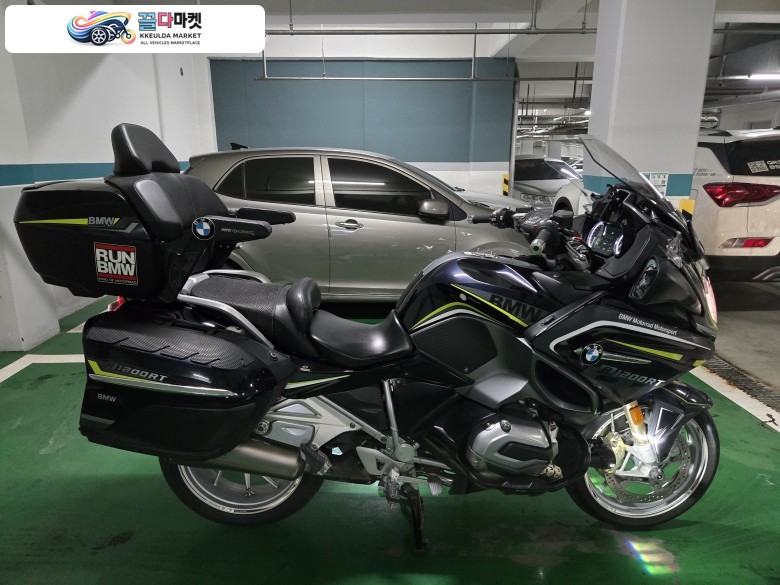 BMW R 1200 RT 2018년식 R1200RT 판매합니다.
