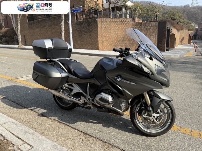 BMW R 1200 RT 2014년식 최상급 명품 2014년 수냉식 BMW 1200RT 판매합니다.