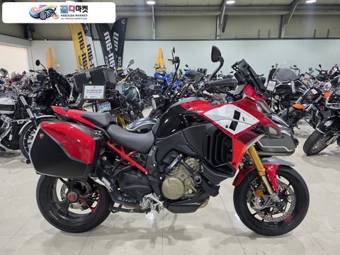 두카티 멀티스트라다 V4 파이커스 피크 2023년식 DPO DUCATI MULTISTRADA V4 PP 최고사양 모델 입니다.