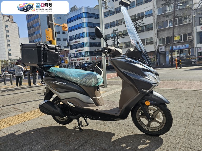 스즈끼 버그만 스트리트 125 EX 2024년식 승차감 좋은 버그만 스트리트 판매합니다
