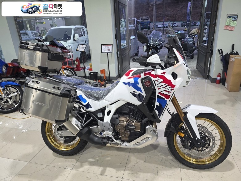 혼다 아프리카 트윈 CRF 1100 L 어드벤쳐 스포츠 ES DCT 2025년식 TAX 100% , VAT 100% , 계산서 100% 혼다 아프리카 트윈 최고사양 신형 입니다
