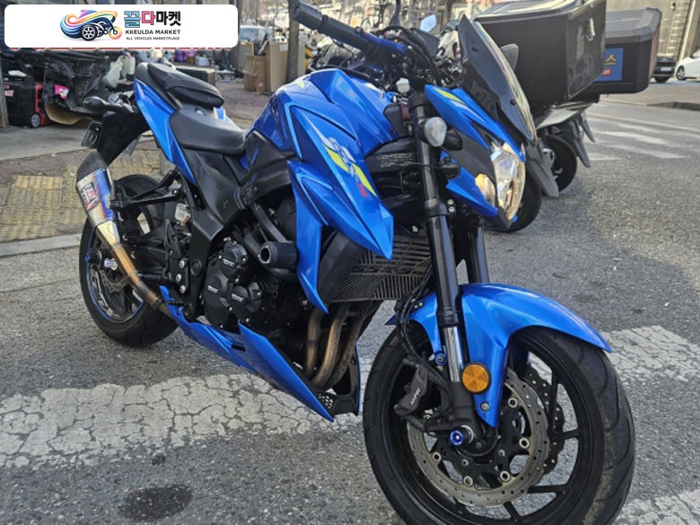 스즈끼 GSX S 750 2019년식 2019 GSX-S750 판매합니다.