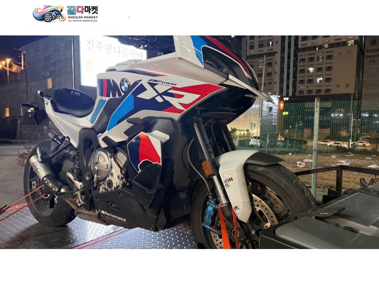 BMW M 1000 XR 2025년식 25년식 BMW M1000XR 팝니다