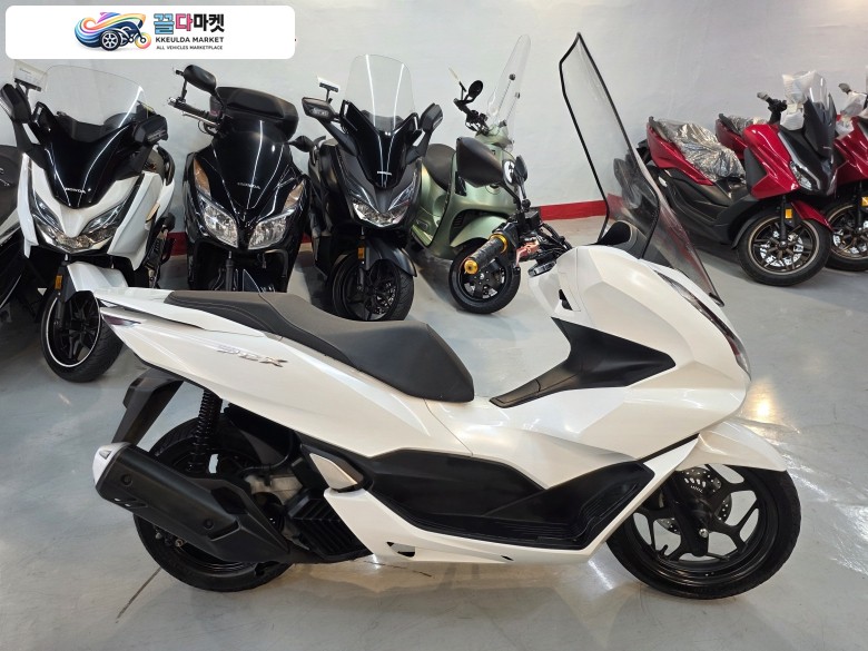 혼다 PCX 125 ABS 2021년식 혼다 PCX125ABS 21년식 판매합니다