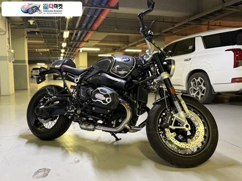 BMW R 나인 T 2023년식 나인티 100주년 신차급 팝니다