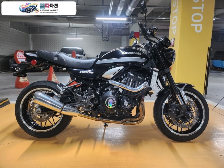 가와사키 Z 900 RS ABS 2021년식 가와사키 Z900RS