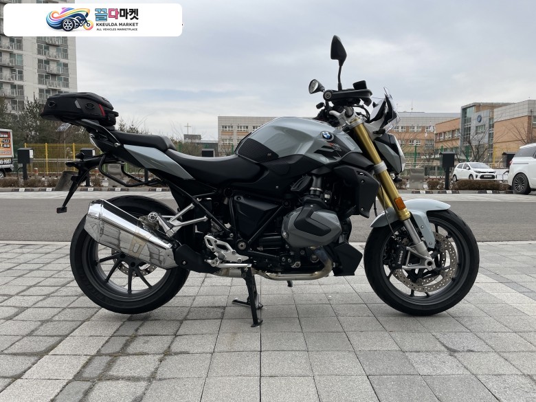 BMW R 1250 R 2023년식 1인신조 짧은주행 무꿍 BMW R1250R 판매