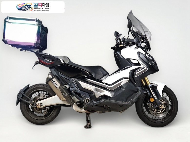 혼다 X ADV 2018년식 [ HONDA ] X-ADV 스포츠 어드벤처 / 정품 아크라포빅 슬립온 / 무사고 중고 매물 / 매입 및 대차 가능 / 후불 배송 서비스