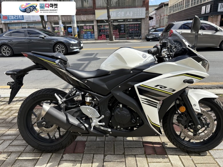 야마하 YZF R3 2016년식 야마하 키로수 적은 r3 판매 합니다