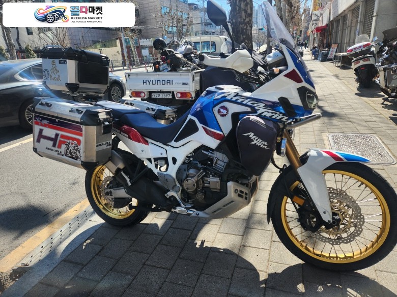 혼다 아프리카 트윈 CRF 1000 L DCT 2018년식 아프리카 트윈 CRF 1000 L DCT 팝니다~