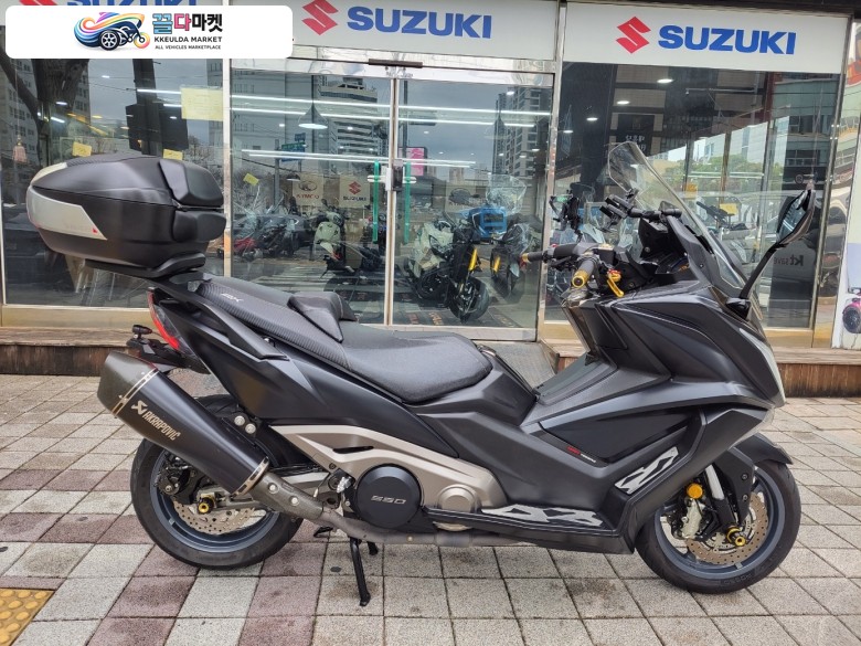 킴코 AK 550 i 2019년식 킴코 부산대리점 / 무이자 국민12회. 삼성.하나.현대12-36회