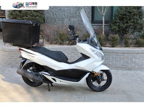 혼다 PCX 125 ABS 2016년식 pcx125 키로수 짧고 상태 좋은 스쿠터 판매합니다 대차 가능