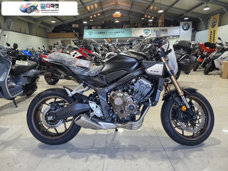 혼다 CB 650 R ABS 2024년식 모든 브랜드 신차 TAX 100% 가능합니다! 다파는 오빠들