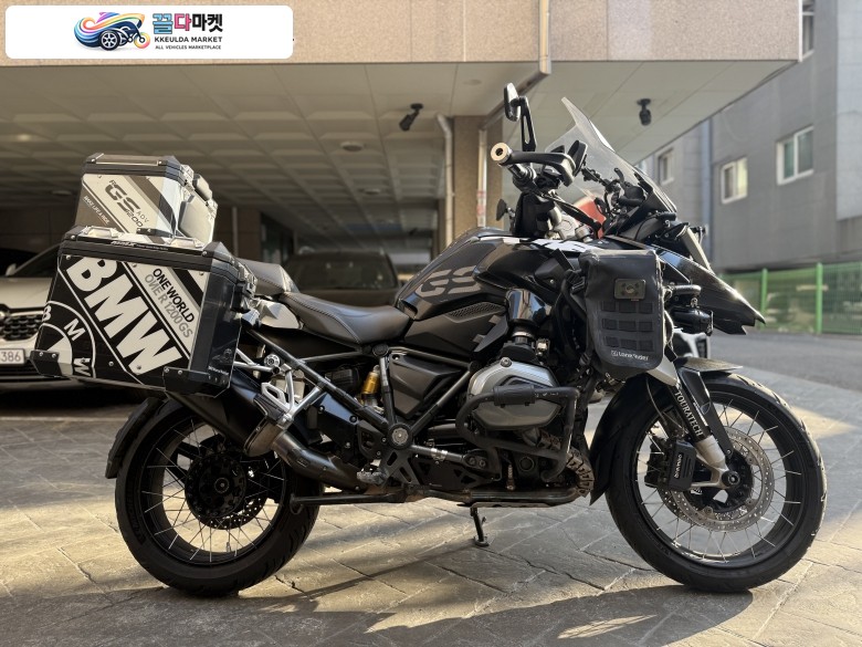 BMW R 1200 GS 2016년식 BMW R1200GS 16년식 7.5만키로 판매합니다.