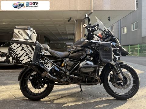 BMW R 1200 GS 2016년식 BMW R1200GS 16년식 7.5만키로 판매합니다.