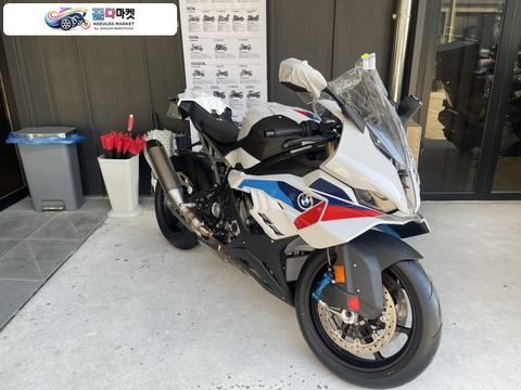 BMW S 1000 RR 2026년식 BMW S1000RR Mpkg 2026년식 신차급 차량 판매합니다.