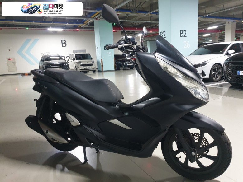 혼다 PCX 125 FI 2020년식 ▶▷드라이브애드/DC-075/ 혼다 / PCX /20년식/ 5.7만km /중고 오토바이 판매◁◀