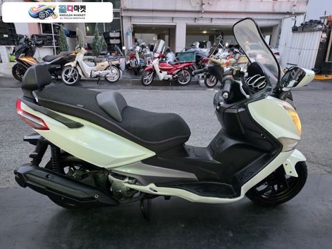 SYM 조이맥스 300 i 2015년식 SYM 조이맥스300 15년식 판매합니다