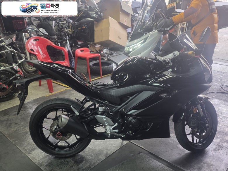 야마하 YZF R3 2023년식 R3판매합니다