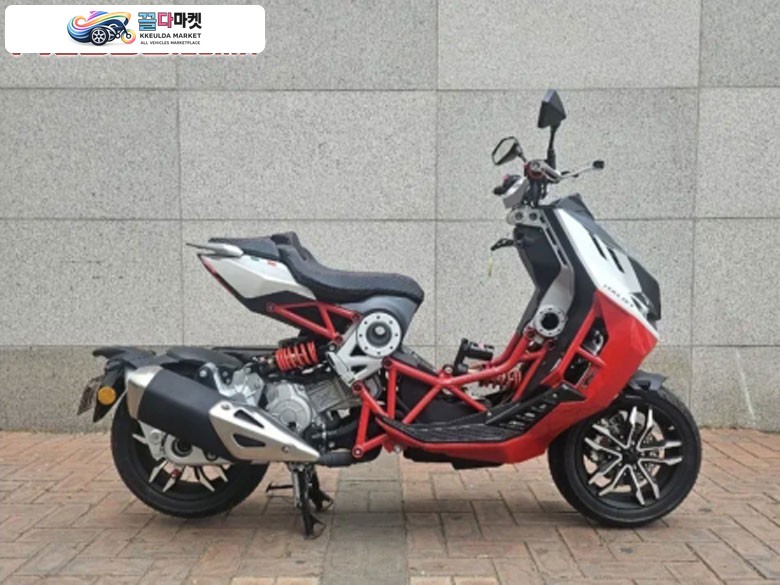 이탈젯 드랙스터 200 ABS 2022년식 1인 차주 무사고 무꿍