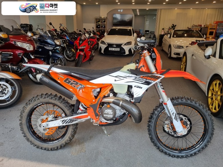 KTM 300 EXC 식스데이 2026년식 KTM EXC300 하드엔듀로 에디션