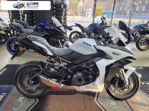 스즈끼 GSX S 1000 GT 2026년식 스즈키 부산동구점 / 신한마이카  하나오토론 장기할부 / 카드무이자-국민.삼성.하나.현대 12-36회 가능