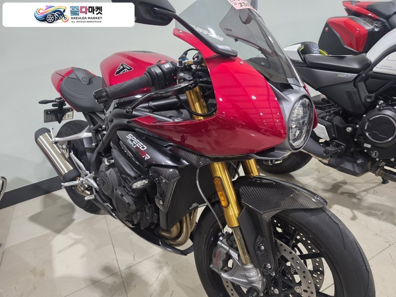 트라이엄프 스피드 트리플 1200 RR 2023년식 트라이엄프 스피드트리플RR (23년 2,328km)