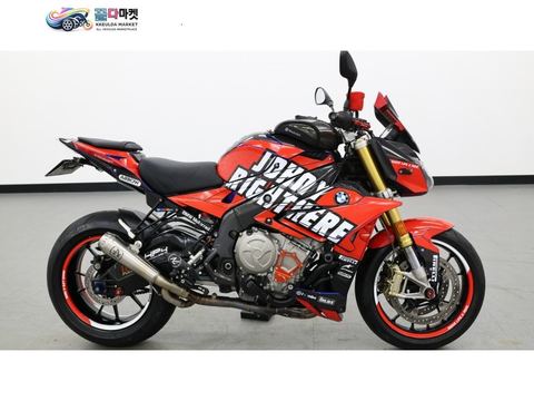 BMW S 1000 R 2020년식 [ 매버릭바이크 ] / 애로우 풀배기 장착된 BMW S1000R 판매합니다.
