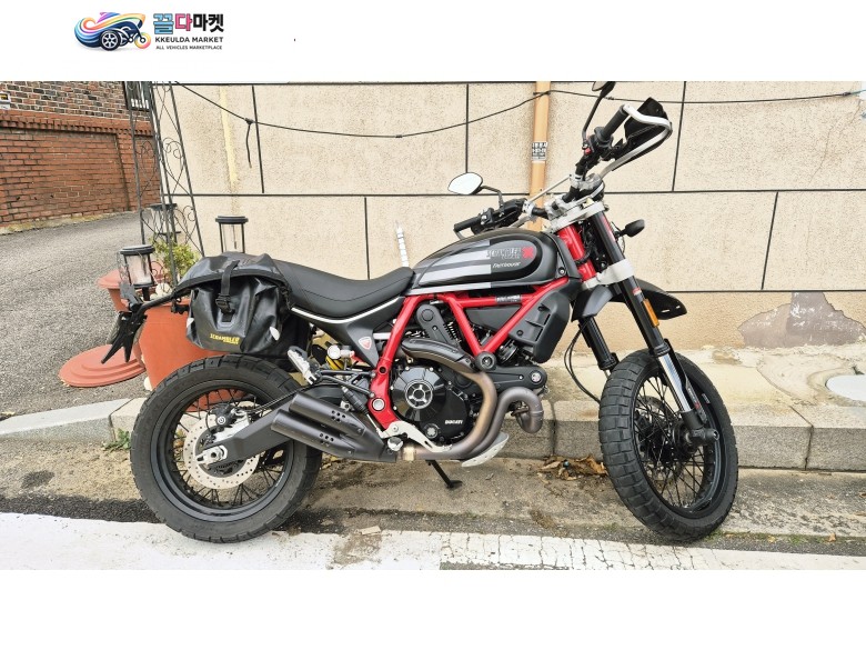 두카티 스크램블러 데저트 슬레드 2022년식 데져트 슬래드 스크램블러 패스트하우스 한정판